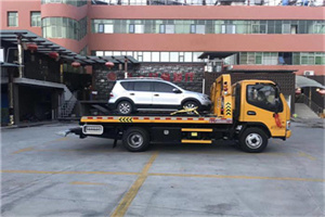 城东附近汽车拖车电话